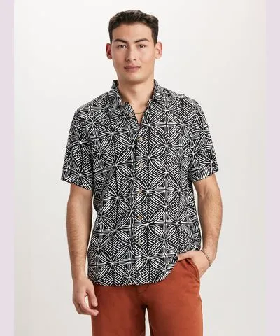 2024-02-8_import Poolside Rayon Button-Up Shirt for Men | UNIONBAY