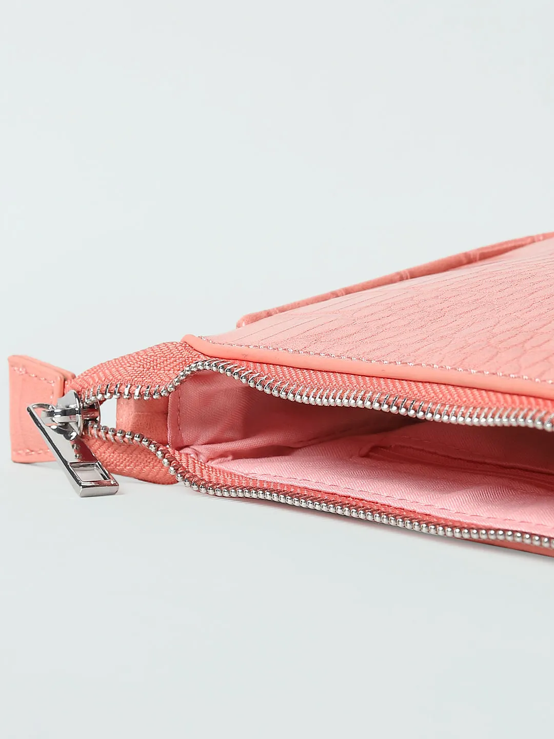 Buy Pink Textured Small Shoulder Bag for Women | ONLY | 226978502