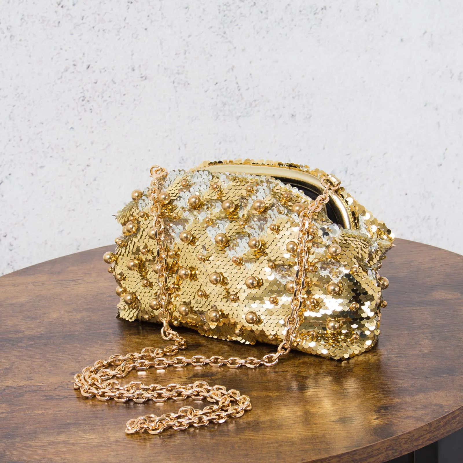 Clutch Paillettes Gold