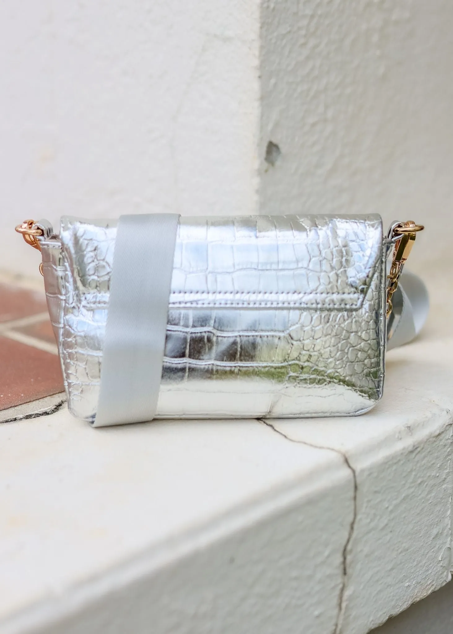 Dakota Crossbody PLATINUM