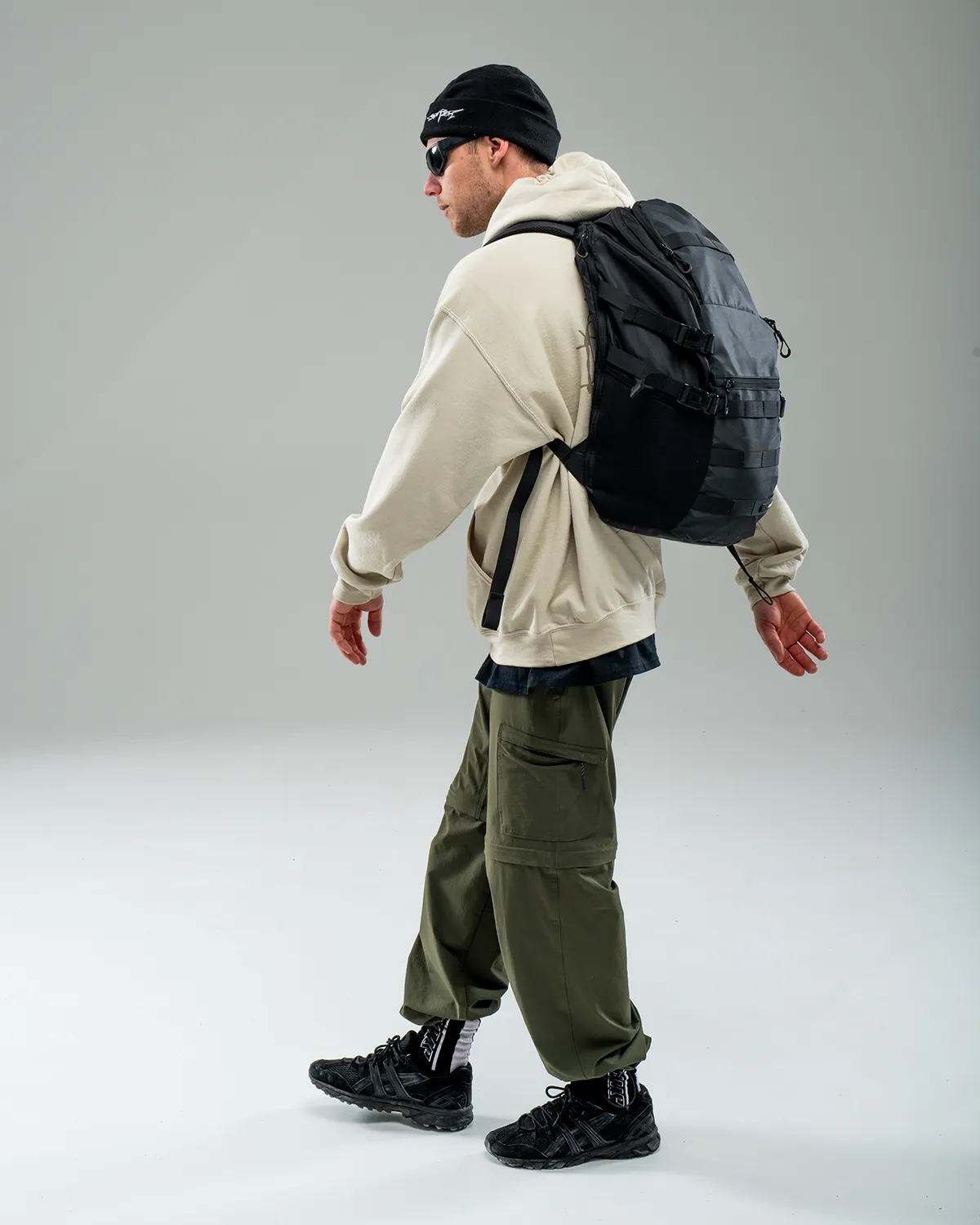 EXPLORE BACKPACK