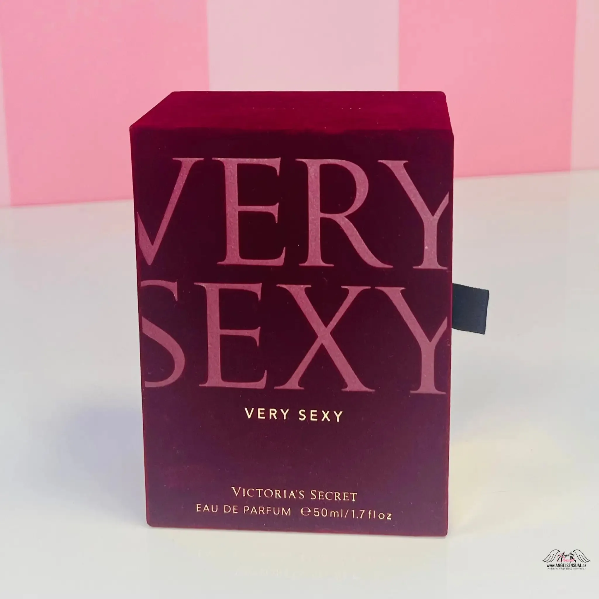 Very sexy Victoria’s Secret eau de parfum