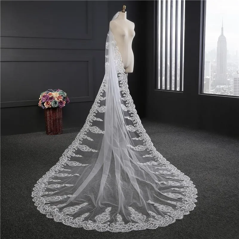 Voiles de Mariage 1 couche Bord en dentelle Tulle Voiles de mariée cathédrale Appliqué TS9002