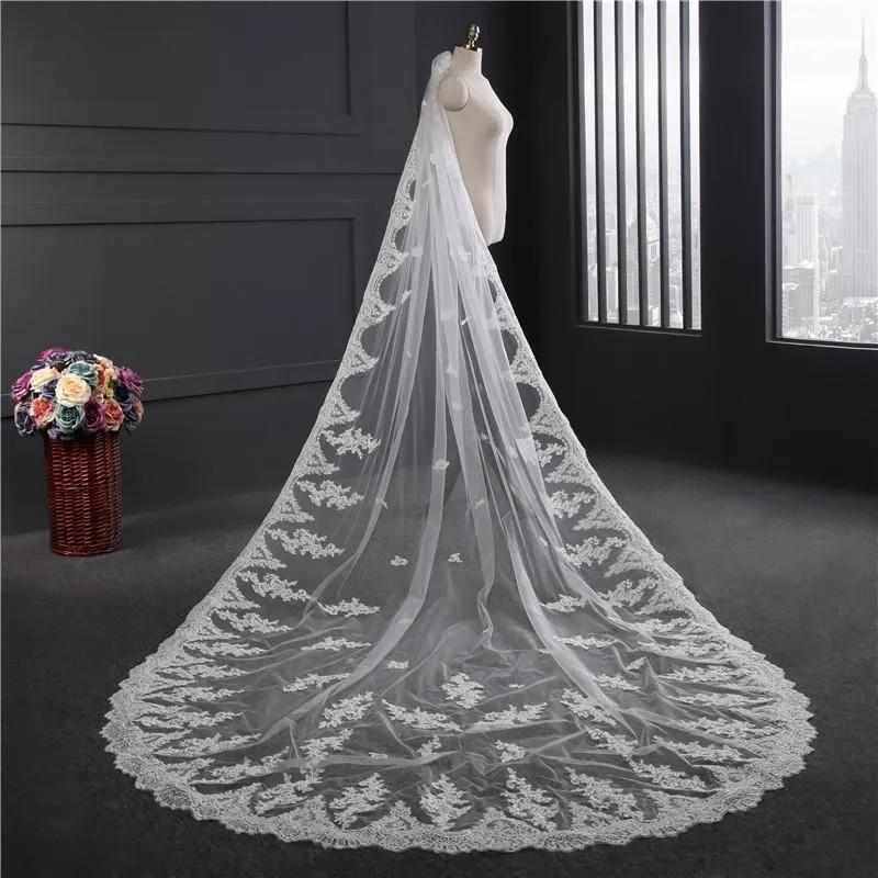 Voiles de Mariage 1 couche Bord en dentelle Tulle Voiles de mariée cathédrale Appliqué TS9010