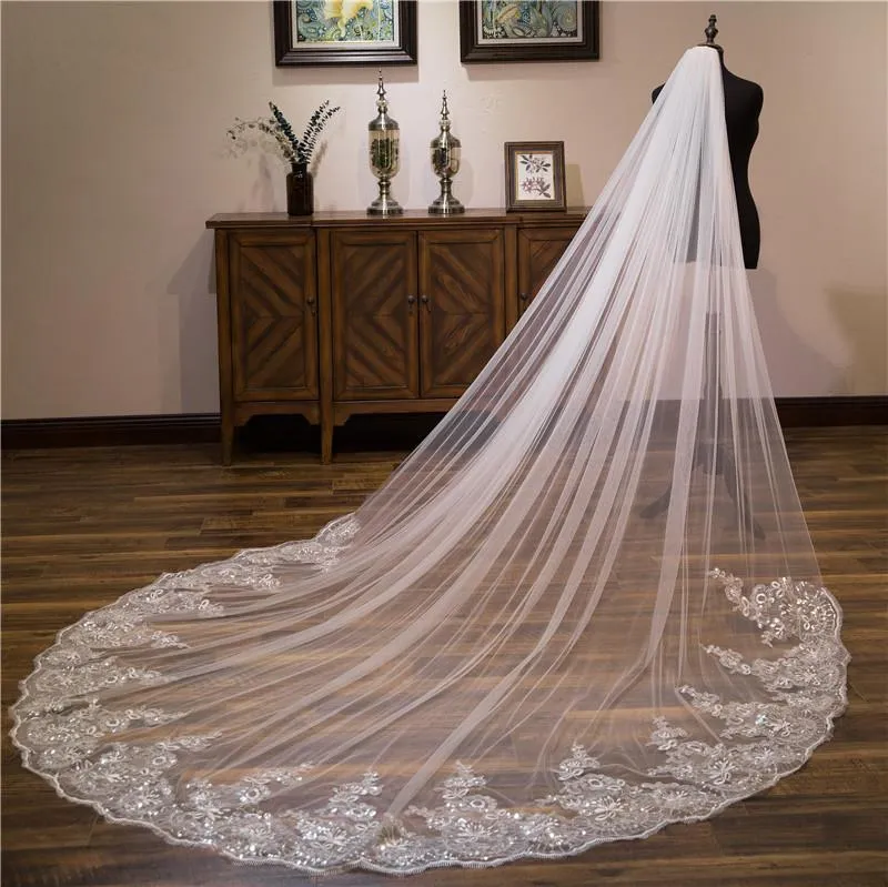 Voiles de Mariage 1 couche Tulle Bord en dentelle Voiles de mariée cathédrale Paillettes Appliqué TS91045