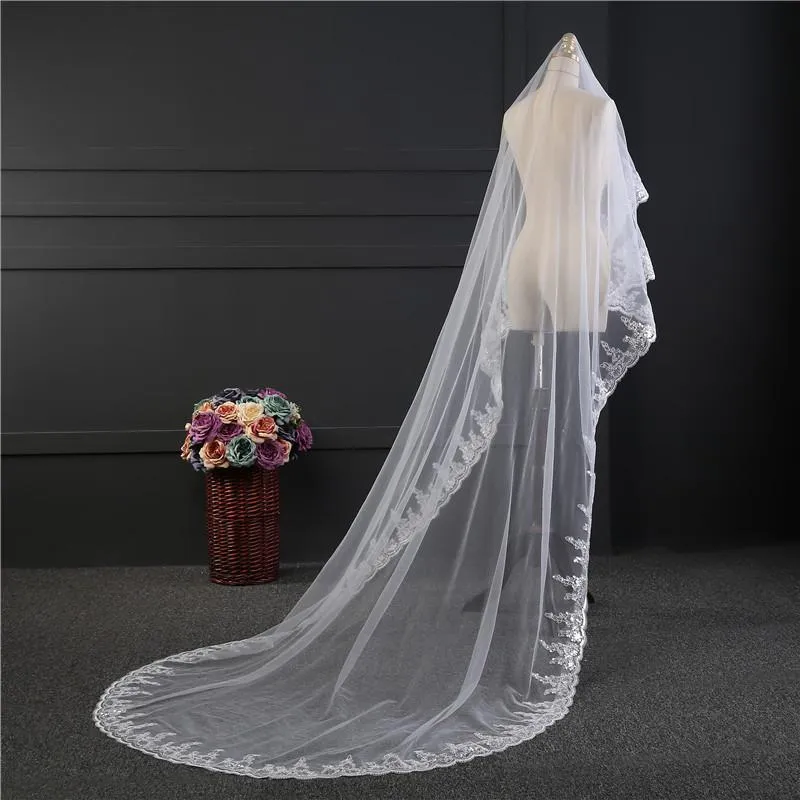 Voiles de Mariage 1 couche Tulle Bord en dentelle Voiles de mariée chappelle Paillettes Appliqué TS91034