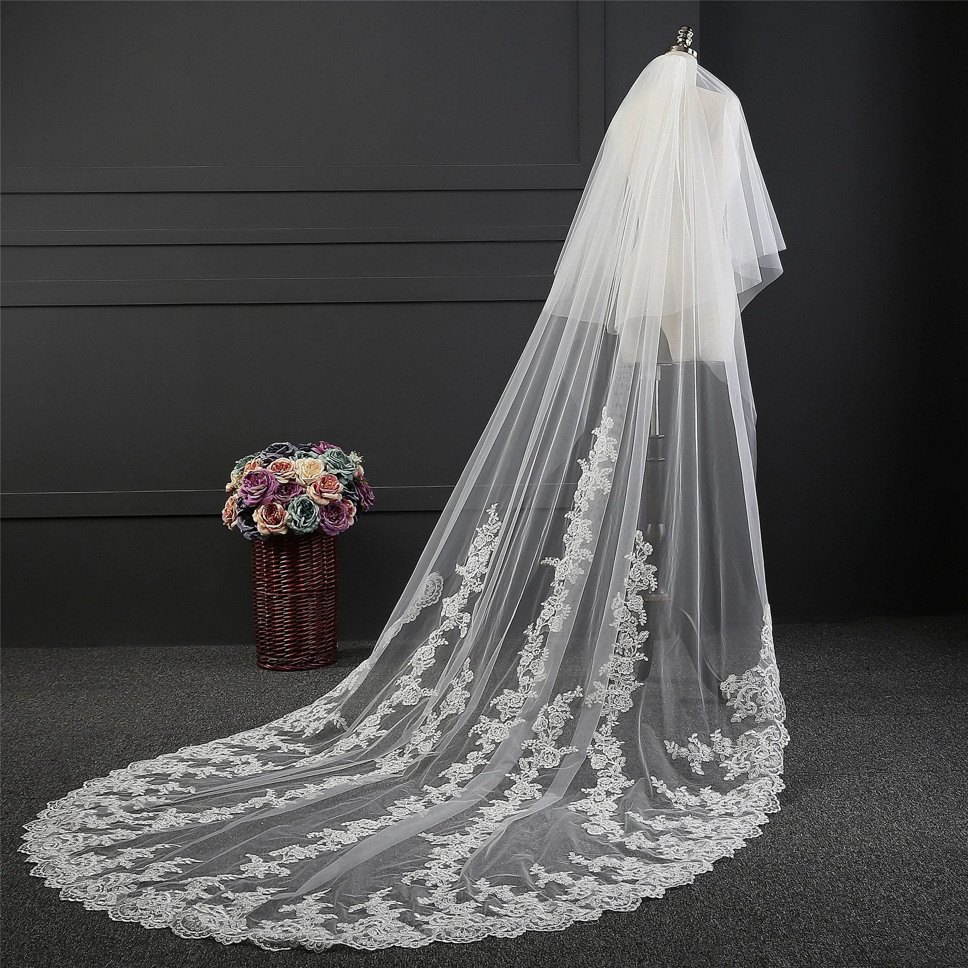 Voiles de Mariage 2 couches Bord en dentelle Tulle Voiles de mariée cathédrale Appliqué TS9005