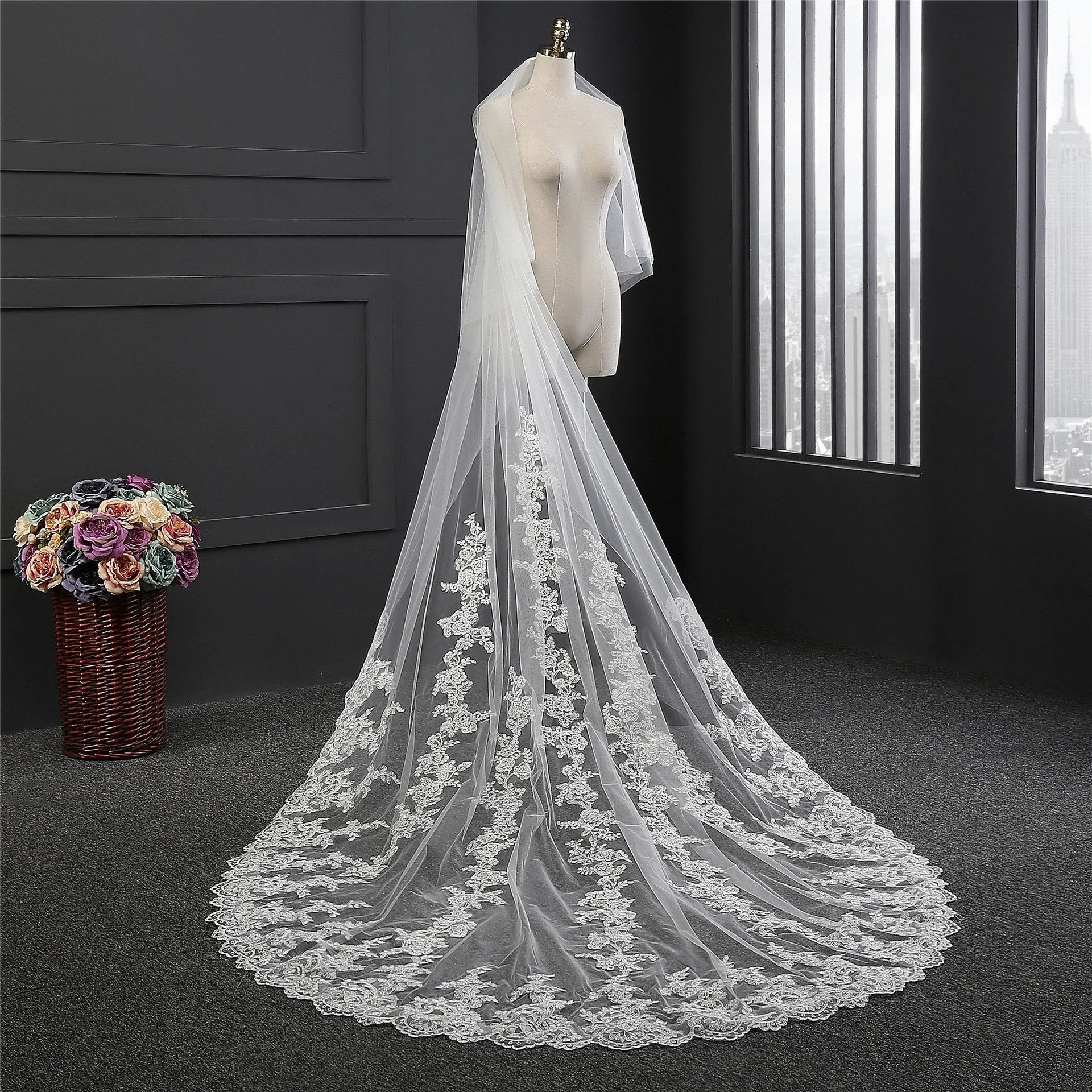 Voiles de Mariage 2 couches Bord en dentelle Tulle Voiles de mariée cathédrale Appliqué TS9005