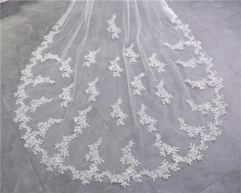 Voiles de Mariage 2 couches Tulle Bord en dentelle Voiles de mariée chappelle Appliqué TS91007