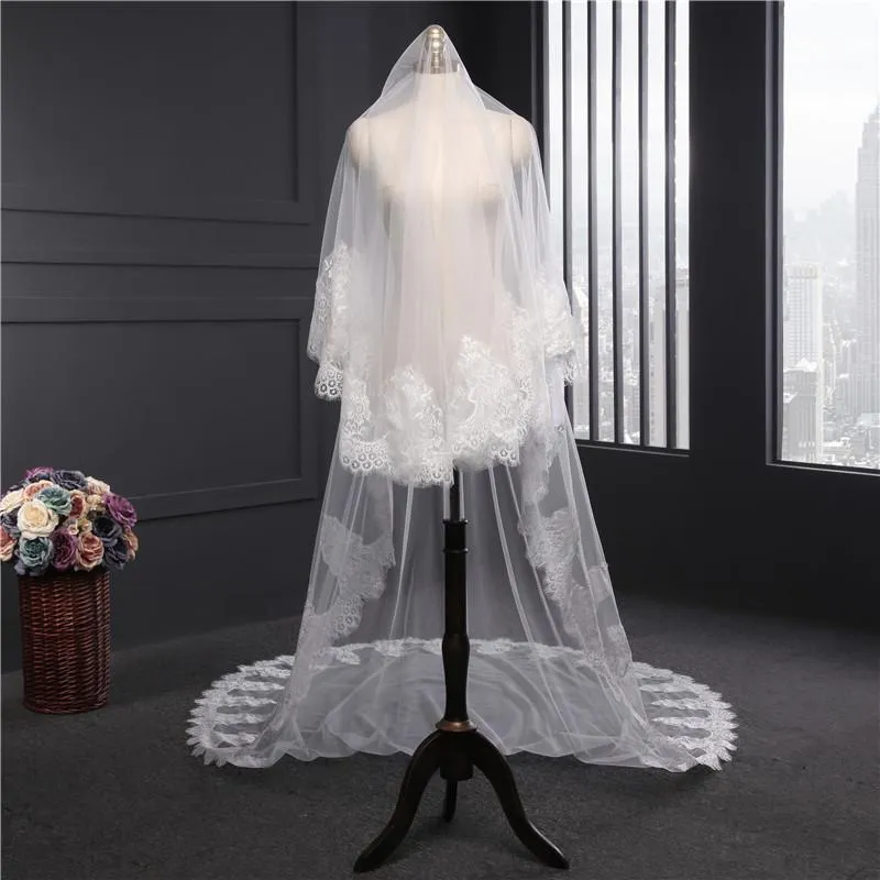 Voiles de Mariage 2 couches Tulle Bord en dentelle Voiles de mariée chappelle Appliqué TS91024