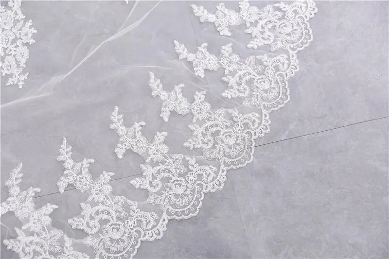 Voiles de Mariage 2 couches Tulle Bord en dentelle Voiles de mariée chappelle Appliqué TS91047